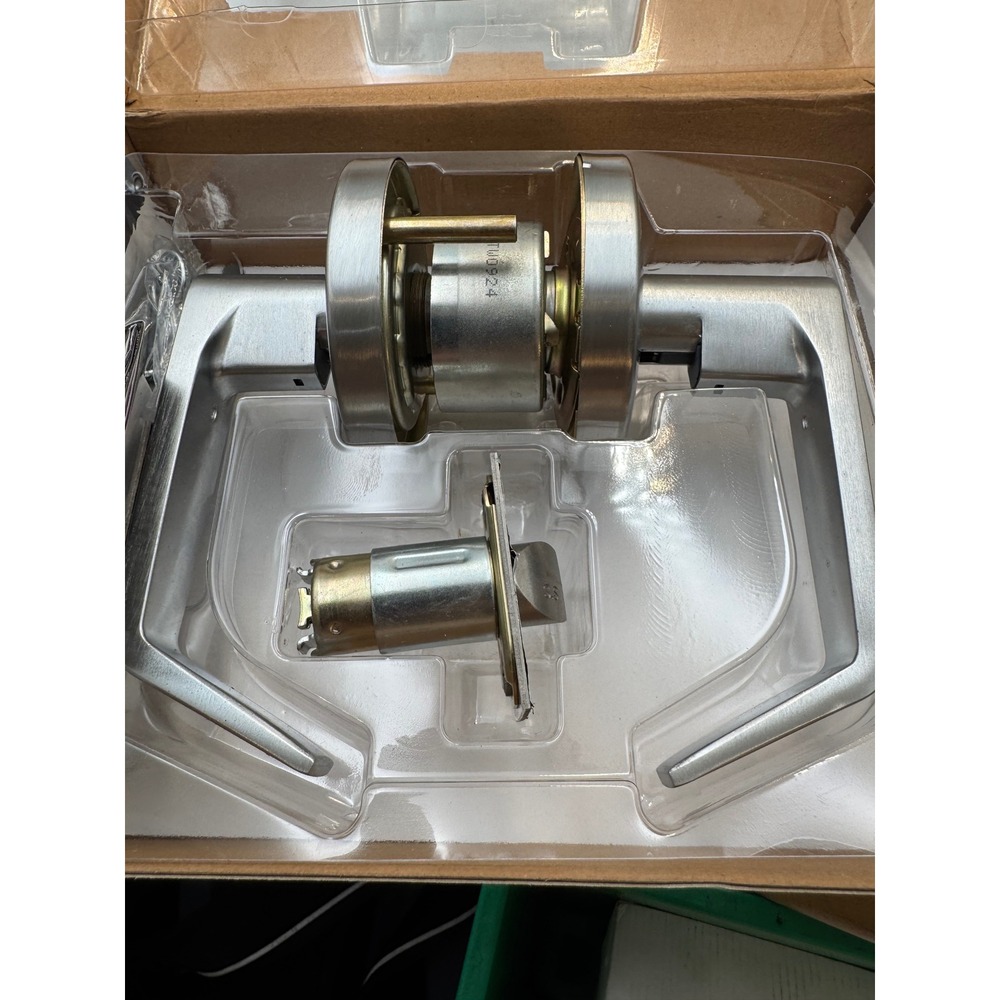 Commercial Heavy Duty Flat Lever Keyed Entry Door Lock Chrome UH40019